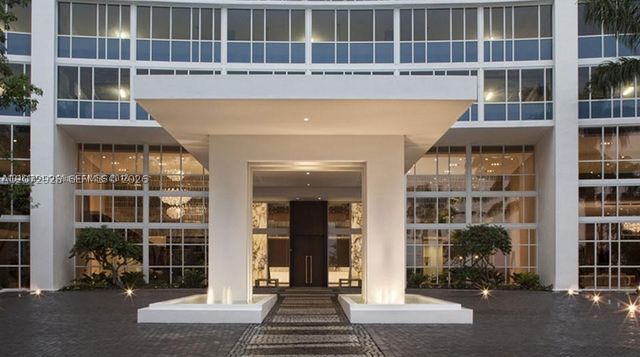 2020 N Bayshore Dr 1009, Miami, FL 33137