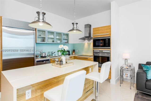2020 N Bayshore Dr 1009, Miami, FL 33137