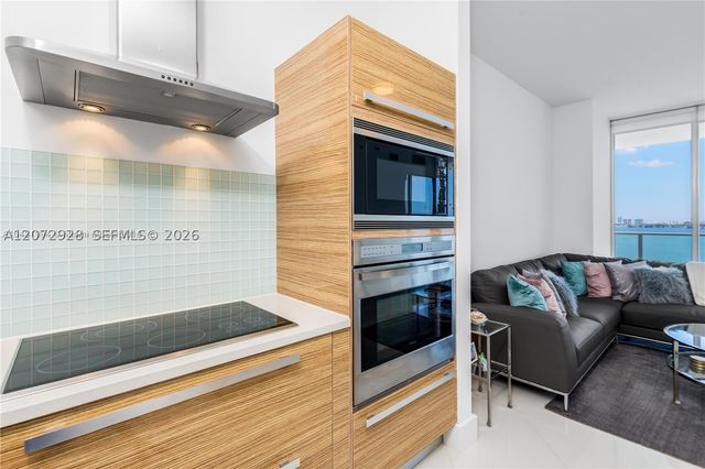 2020 N Bayshore Dr 1009, Miami, FL 33137