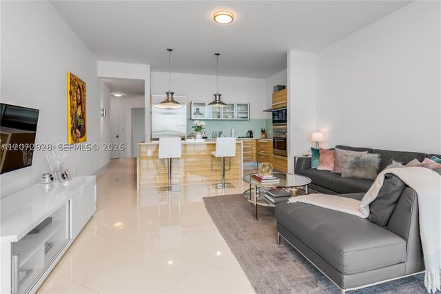 2020 N Bayshore Dr 1009, Miami, FL 33137