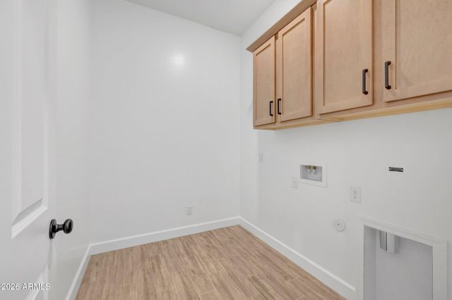 2942 E MANZANILA Avenue, San Tan Valley, AZ 85140