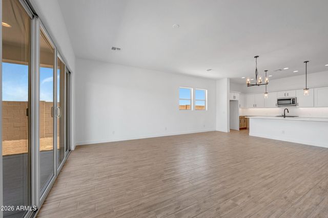 2942 E MANZANILA Avenue, San Tan Valley, AZ 85140