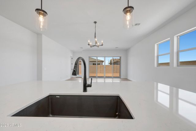 2942 E MANZANILA Avenue, San Tan Valley, AZ 85140