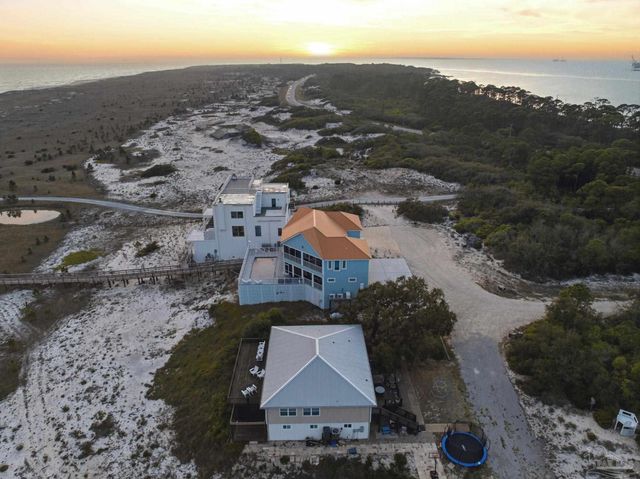 1266 State Highway 180, Gulf Shores, AL 36542