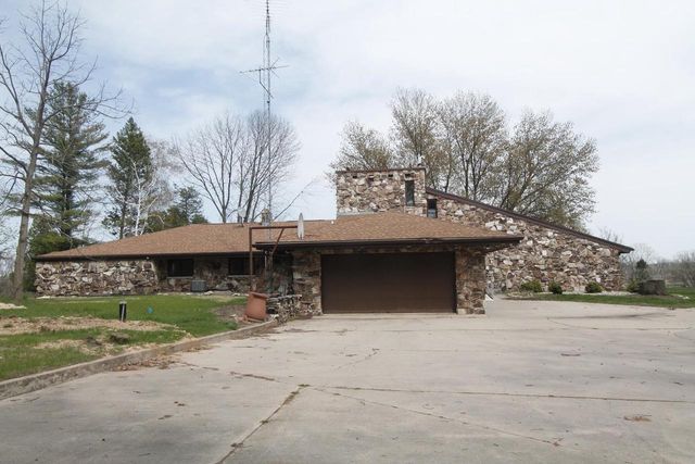 N3177 14th Drive, Montello, WI 53949