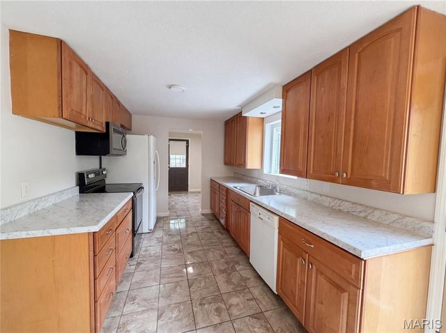 14326 Spring Drive, De Soto, MO 63020