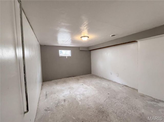 14326 Spring Drive, De Soto, MO 63020