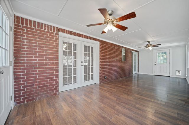 1912 Mulberry CT, San Marcos, TX 78666