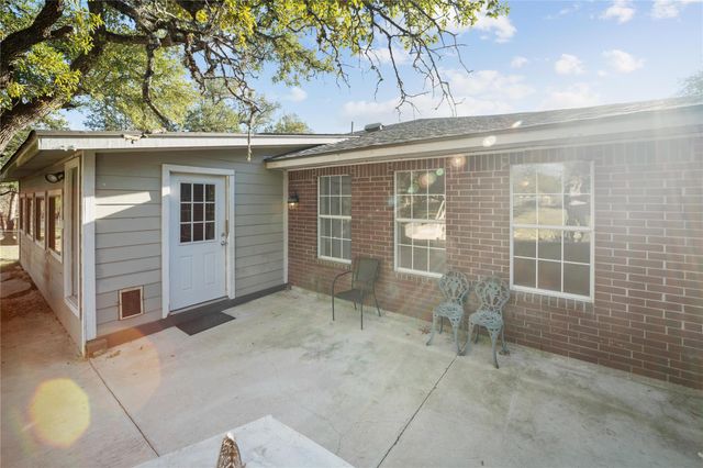 1912 Mulberry CT, San Marcos, TX 78666