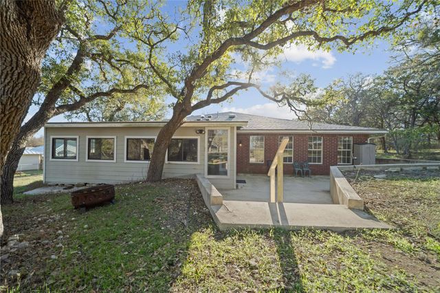 1912 Mulberry CT, San Marcos, TX 78666