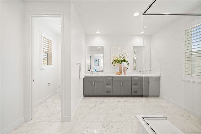 333 Baluster, Irvine, CA 92618