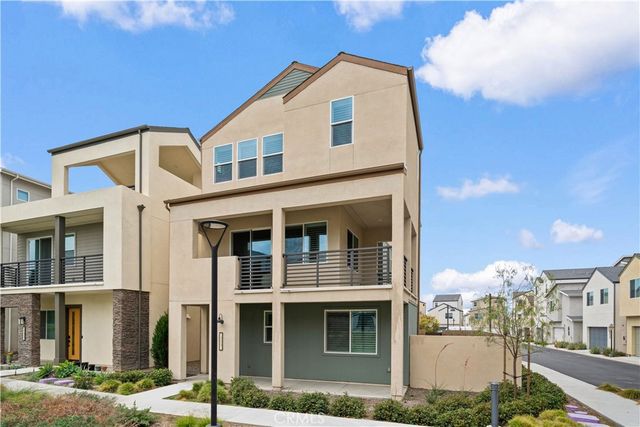 333 Baluster, Irvine, CA 92618