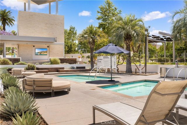 333 Baluster, Irvine, CA 92618