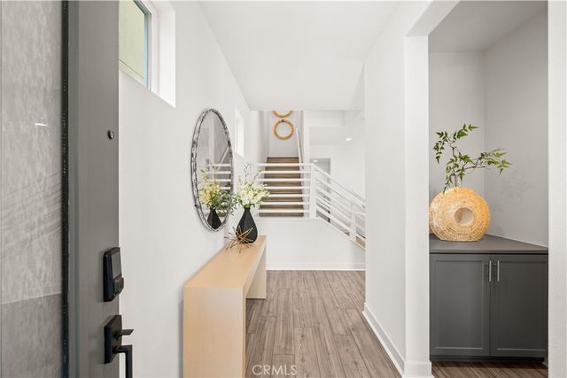 333 Baluster, Irvine, CA 92618