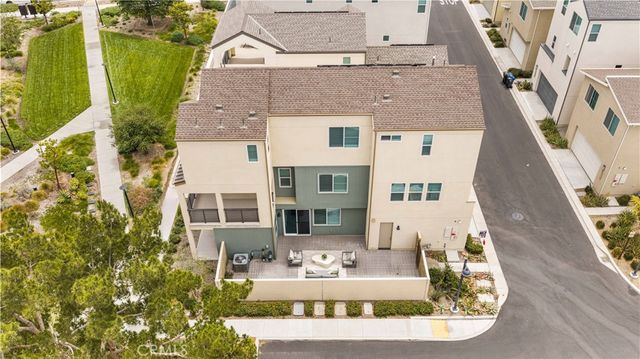 333 Baluster, Irvine, CA 92618