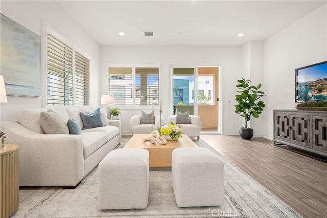 333 Baluster, Irvine, CA 92618