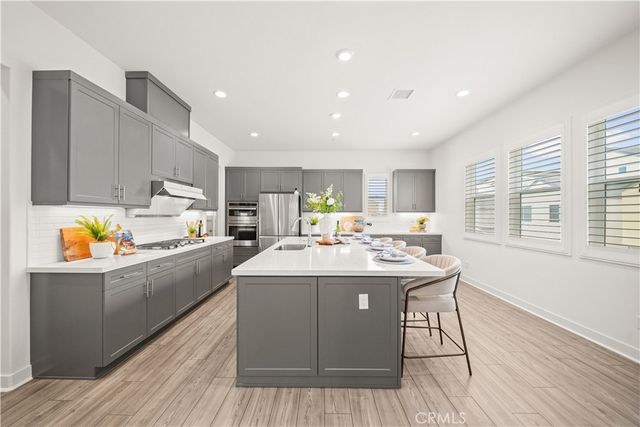 333 Baluster, Irvine, CA 92618