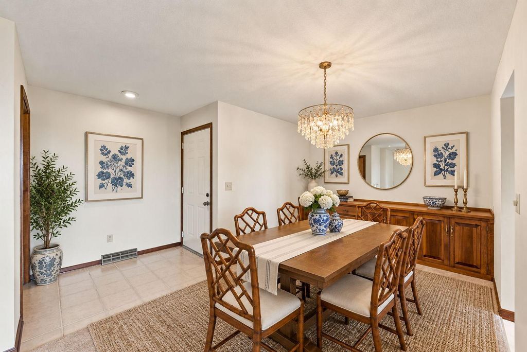 4254 Oakmede Lane 87B, White Bear Lake, MN 55110 — photo 3