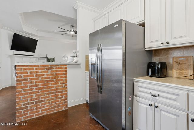 309 Flagstone Drive, Brandon, MS 39042