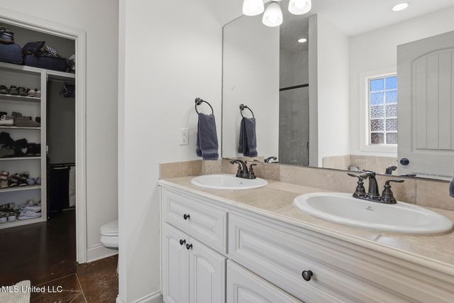 309 Flagstone Drive, Brandon, MS 39042