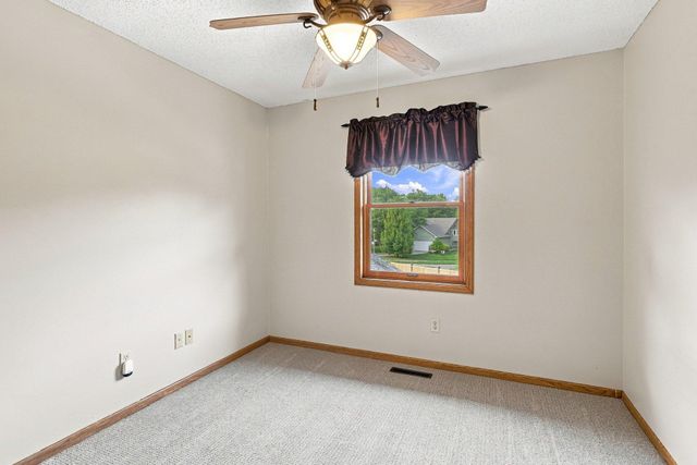 17314 Greentree Path, Lakeville, MN 55044