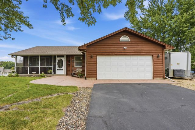 17314 Greentree Path, Lakeville, MN 55044
