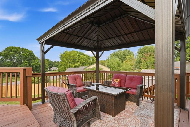 17314 Greentree Path, Lakeville, MN 55044