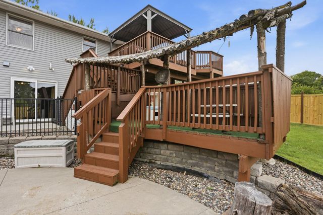 17314 Greentree Path, Lakeville, MN 55044