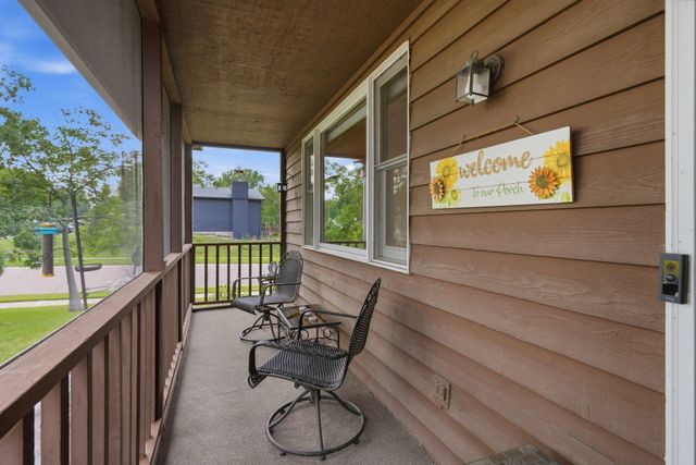17314 Greentree Path, Lakeville, MN 55044