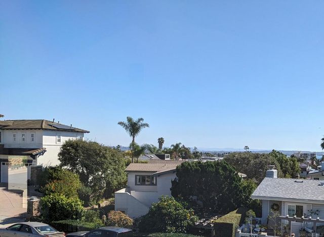 934 Candlelight Place, La Jolla, CA 92037