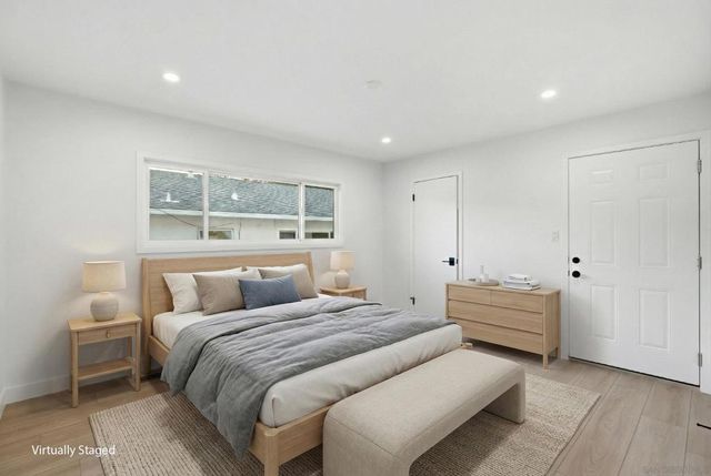 934 Candlelight Place, La Jolla, CA 92037