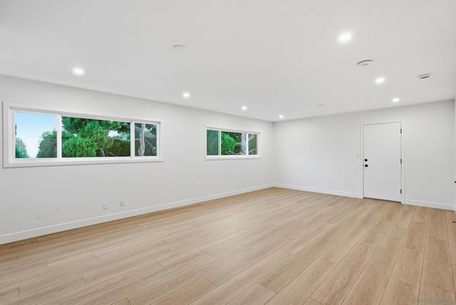 934 Candlelight Place, La Jolla, CA 92037