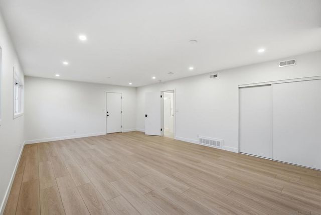 934 Candlelight Place, La Jolla, CA 92037