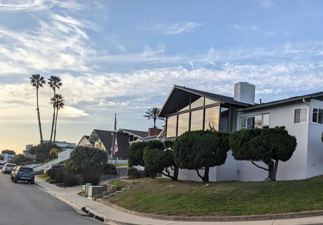 934 Candlelight Place, La Jolla, CA 92037