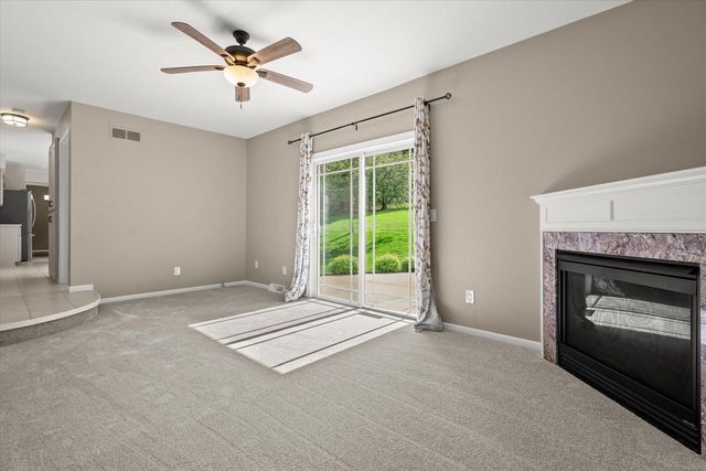 W277S4070 Green Country ROAD, Waukesha, WI 53189