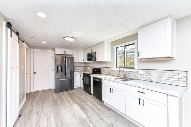 7210 Chimney Rock Court, Indianapolis, IN 46217