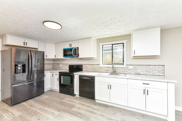 7210 Chimney Rock Court, Indianapolis, IN 46217