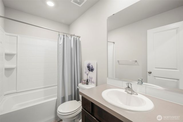 731 NE Cabot Lane, Bremerton, WA 98311