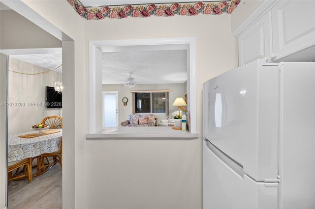 1001 Atlantic Shores Boulevard 110, Hallandale Beach, FL 33009