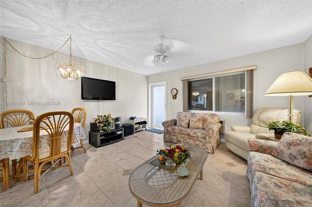 1001 Atlantic Shores Boulevard 110, Hallandale Beach, FL 33009