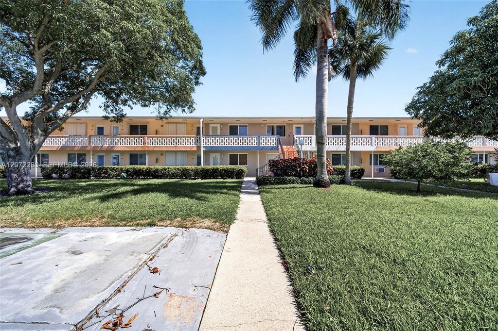 1001 Atlantic Shores Boulevard 110, Hallandale Beach, FL 33009