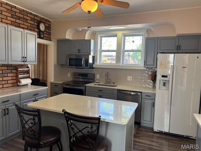 600 Kayser Avenue, Unincorporated, MO 63125