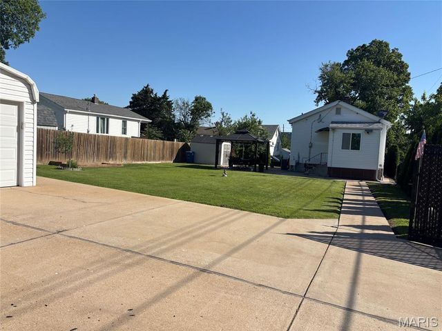 600 Kayser Avenue, Unincorporated, MO 63125