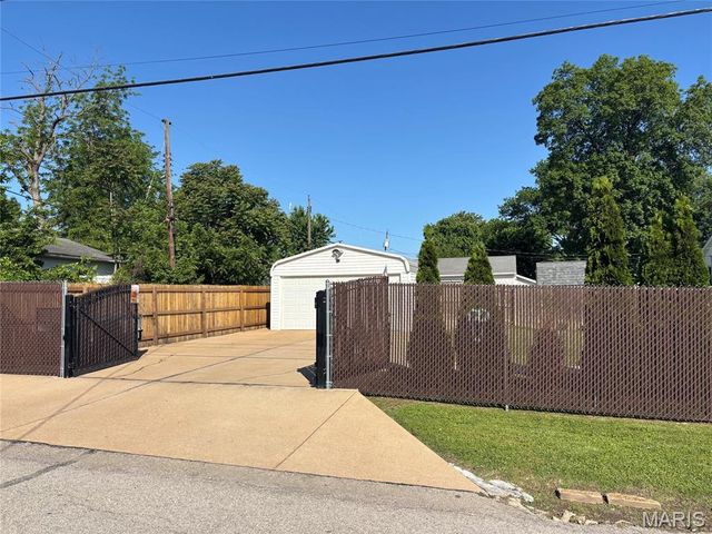600 Kayser Avenue, Unincorporated, MO 63125