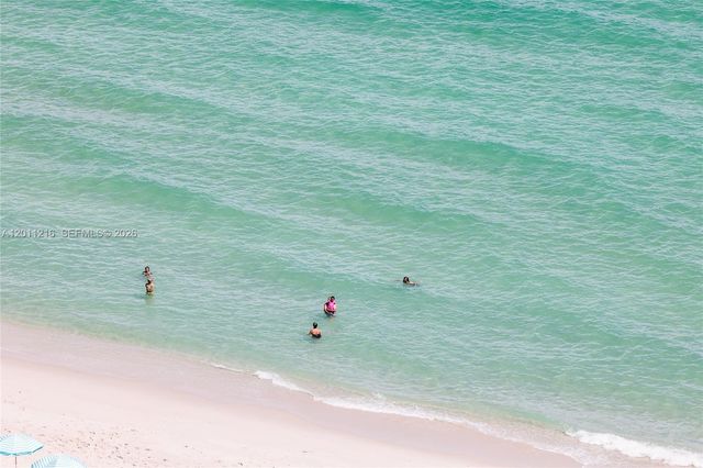 6801 Collins Ave 1215, Miami Beach, FL 33141