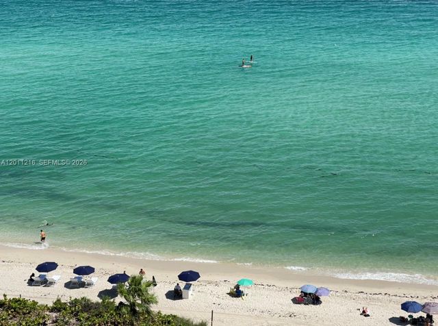 6801 Collins Ave 1215, Miami Beach, FL 33141