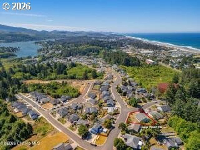 5469 Ne VOYAGE Ave, Lincoln City, OR 97367