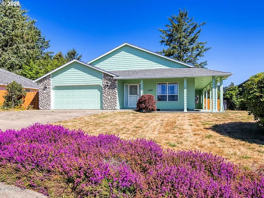 5469 Ne VOYAGE Ave, Lincoln City, OR 97367