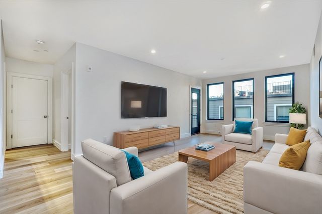 519 E Second St 408, Boston, MA 02127