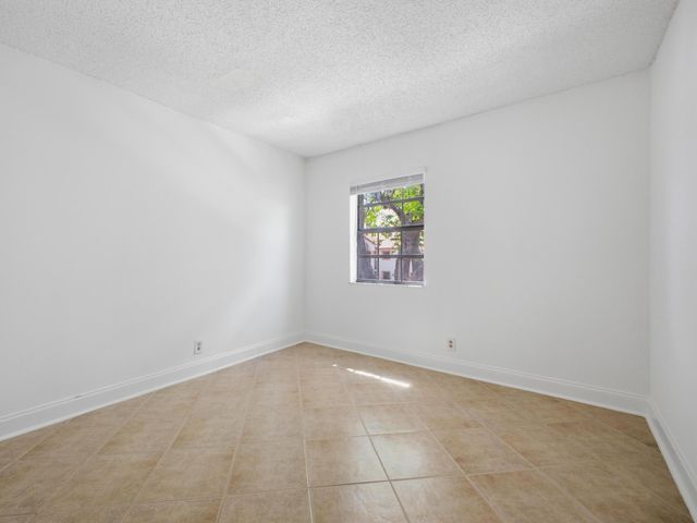 321 Norwood Terrace N221, Boca Raton, FL 33431